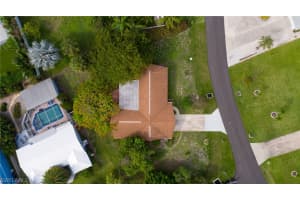 210 Redfish Rd, Fort Myers Beach, FL 33931, Sold 07/02/20
