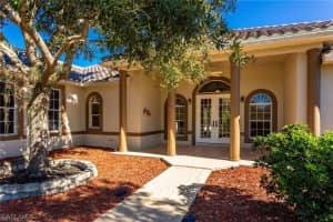 18157 Kensington Dr, Naples, FL 34114, Sold 10/16/20