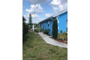 381 Leawood Cir, Naples, FL 34104, Sold 11/02/20