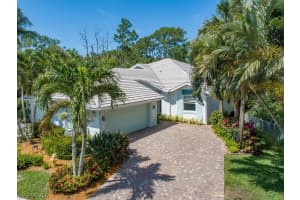 670 Catamaran Ct, Naples, FL 34110, Sold 08/17/20