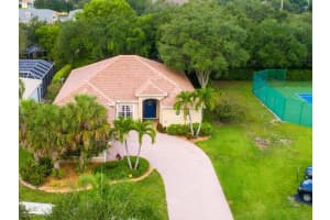 8536 Laurel Lakes Blvd, Naples, FL 34119, Sold 08/04/20