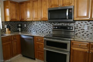 869 SE 46th Ln APT 210, Cape Coral, FL 33904, Sold 07/08/20