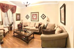 371 Burnt Pine Dr, Naples, FL 34119, Sold 08/12/20
