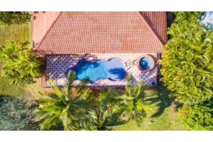 8574 S Lake Cir, Fort Myers, FL 33908, Sold 11/13/20