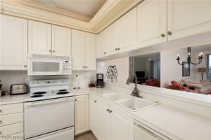 14751 Hole in 1 Cir APT 305, Fort Myers, FL 33919, Sold 12/08/20
