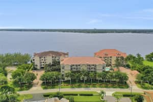 4235 SE 20th Pl APT B305, Cape Coral, FL 33904, Sold 09/04/20