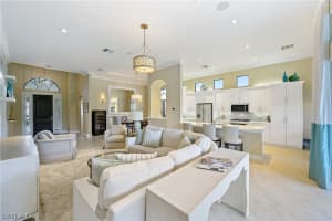 14664 Reserve Ln, Naples, FL 34109, Sold 12/17/20