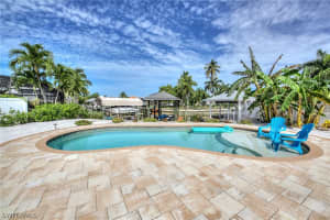 111 Estrellita Dr, Fort Myers Beach, FL 33931, Sold 08/27/20