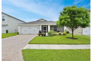 10333 Canal Brook Ln, Lehigh Acres, FL 33936, Sold 12/21/20