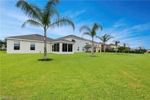 10333 Canal Brook Ln, Lehigh Acres, FL 33936, Sold 12/21/20