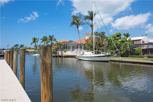 685 17th Ave S, Naples, FL 34102, Sold 03/29/21