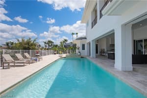 685 17th Ave S, Naples, FL 34102, Sold 03/29/21