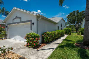 5458 Whitten Dr, Naples, FL 34104, Sold 07/30/20