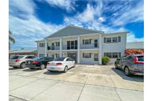1525 Myerlee Country Club Blvd #3, Fort Myers, FL 33919, Sold 07/29/20