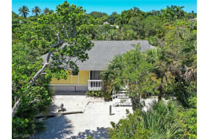4044 Coquina Dr, Sanibel, FL 33957, Sold 12/14/20