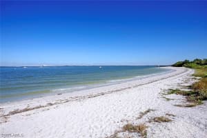 200 Periwinkle Way UNIT 117, Sanibel, FL 33957, Sold 01/25/21