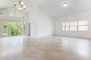 272 Sabal Lake Dr, Naples, FL 34104, Sold 05/10/21