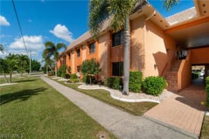 3703 SE 10th Ave APT 6, Cape Coral, FL 33904, Sold 09/28/20