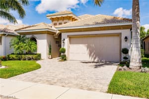 1593 Serrano Cir, Naples, FL 34105, Sold 11/30/20