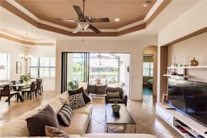 1593 Serrano Cir, Naples, FL 34105, Sold 11/30/20