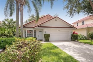 4782 Europa Dr, Naples, FL 34105, Sold 10/01/20