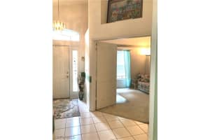 5332 Whitten Dr, Naples, FL 34104, Sold 08/17/20