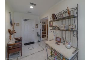 337 Vintage Bay Dr, Marco Island, FL 34145, Sold 09/01/20