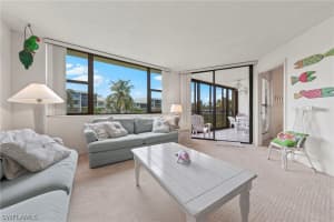 979 E Gulf Dr UNIT 212, Sanibel, FL 33957, Sold 11/30/20