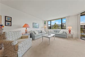 979 E Gulf Dr UNIT 212, Sanibel, FL 33957, Sold 11/30/20