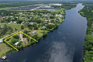 2121 Gardner Ct, Alva, FL 33920, Sold 10/09/20