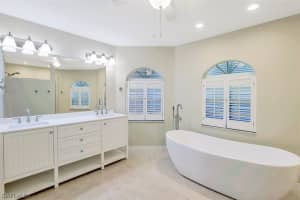 4567 Key Largo Ln, Bonita Springs, FL 34134, Sold 09/25/20