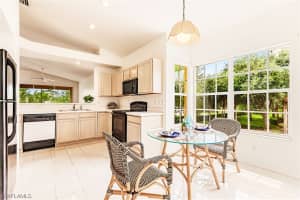671 Wiggins Lake Dr, Naples, FL 34110, Sold 10/16/20