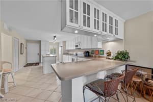 2264 Winkler Ave #203, Fort Myers, FL 33901, Sold 09/07/20