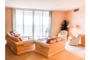 1001 Arbor Lake Dr, Naples, FL 34110, Sold 02/26/21
