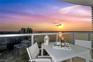 3000 Oasis Grand Blvd, Fort Myers, FL 33916, Sold 05/25/21