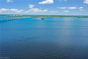 2745 First St APT 2302, Fort Myers, FL 33916, Sold 01/28/21