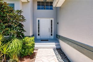 8220 Southwind Bay Cir, Fort Myers, FL 33908, Sold 09/11/20