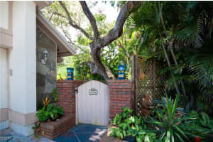 12286 McGregor Woods Cir, Fort Myers, FL 33908, Sold 10/19/20