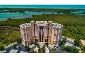 1001 Arbor Lake Dr, Naples, FL 34110, Sold 11/02/20