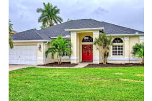 7667 Groves Rd, Naples, FL 34109, Sold 09/25/20