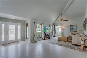 1329 Nottingham Dr, Naples, FL 34109, Sold 01/15/21