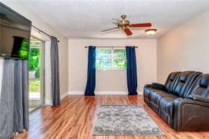 640 York Terrace, Naples, FL 34109, Sold 09/24/20