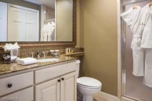 221 9th St S #319, Naples, FL 34102, Sold 09/11/20