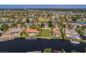 3300 Fort Charles Dr, Naples, FL 34102, Sold 04/30/21