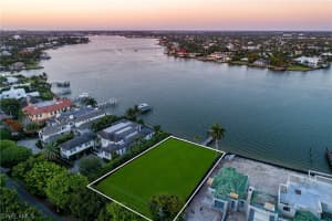 1015 Galleon Dr, Naples, FL 34102, Sold 10/12/21