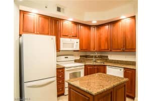2825 Palm Beach Blvd APT 206, Fort Myers, FL 33916, Sold 11/04/20