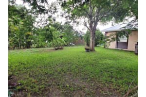 116 Stafford Pl, Lehigh Acres, FL 33936, Sold 05/13/21