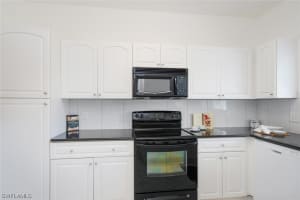 604 Arbor Lake Dr, Naples, FL 34110, Sold 10/28/20