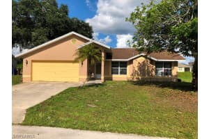 10729 Guavatree Ct, Lehigh Acres, FL 33936, Sold 10/02/20