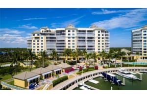 13675 Vanderbilt Dr, Naples, FL 34110, Sold 01/06/21